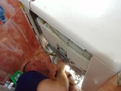 Veš mašina završi program a ne izbaci vodu